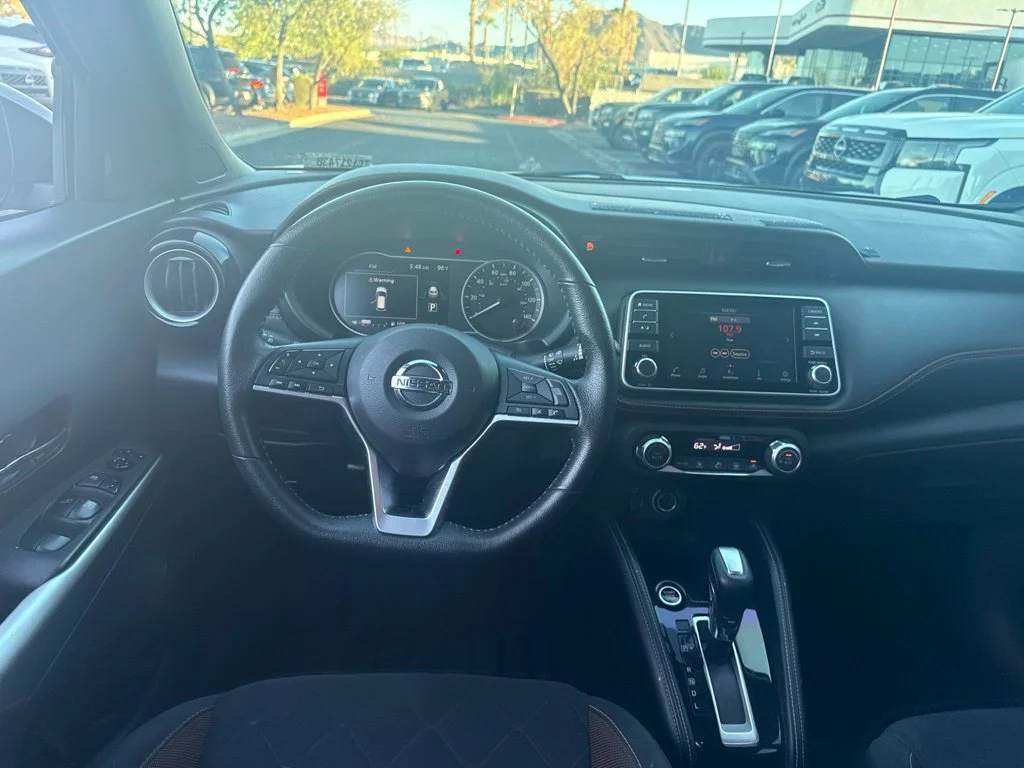 Used 2020 Silver Nissan SR image 22