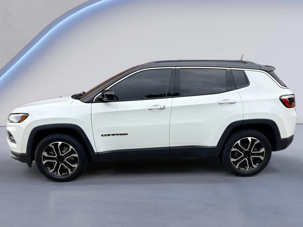 Used 2023 Bright White Clearcoat Jeep Limited image 2
