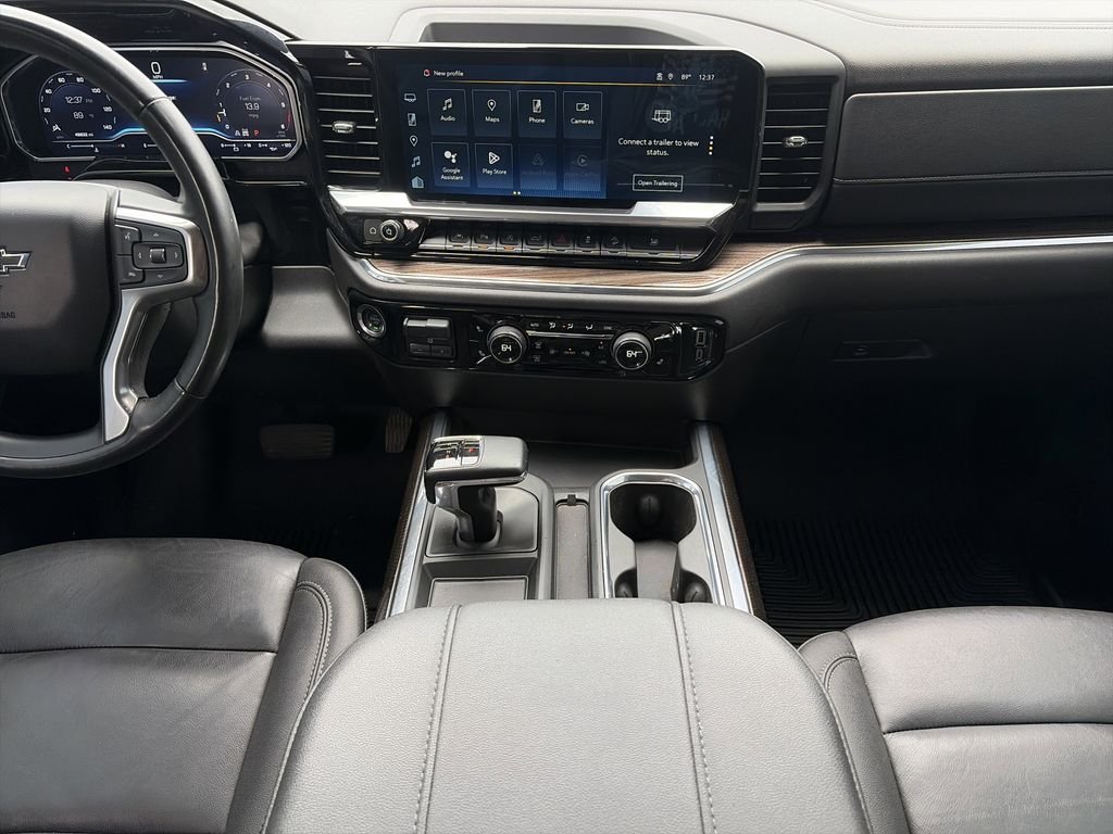 Used 2024 White Chevrolet RST image 17