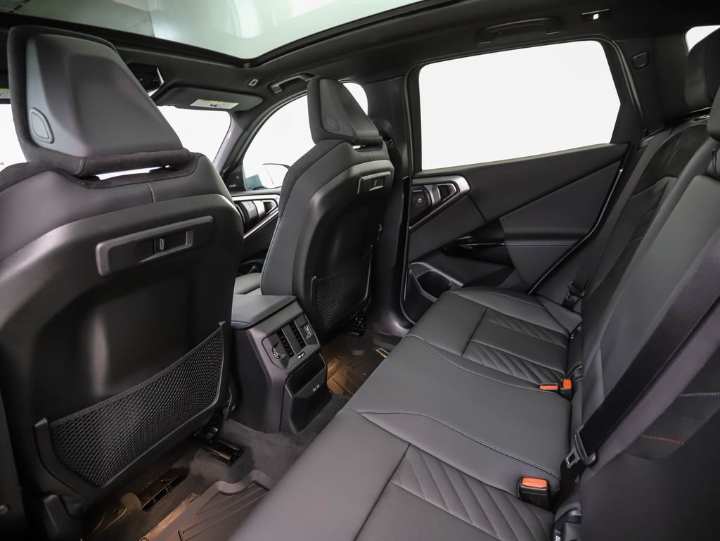 New 2026 Gray Metallic BMW 30 xDrive image 21