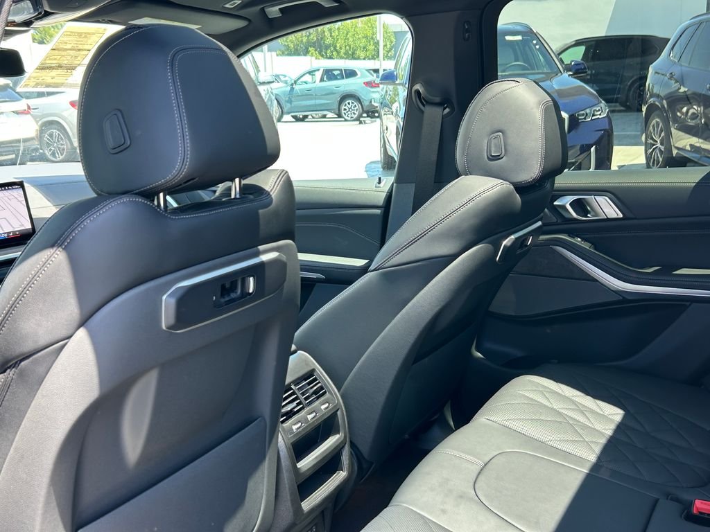 2026 BMW X5 50e - Photo 31