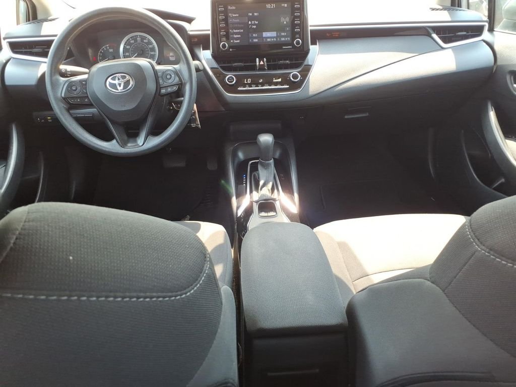 Used 2021  Toyota LE image 13