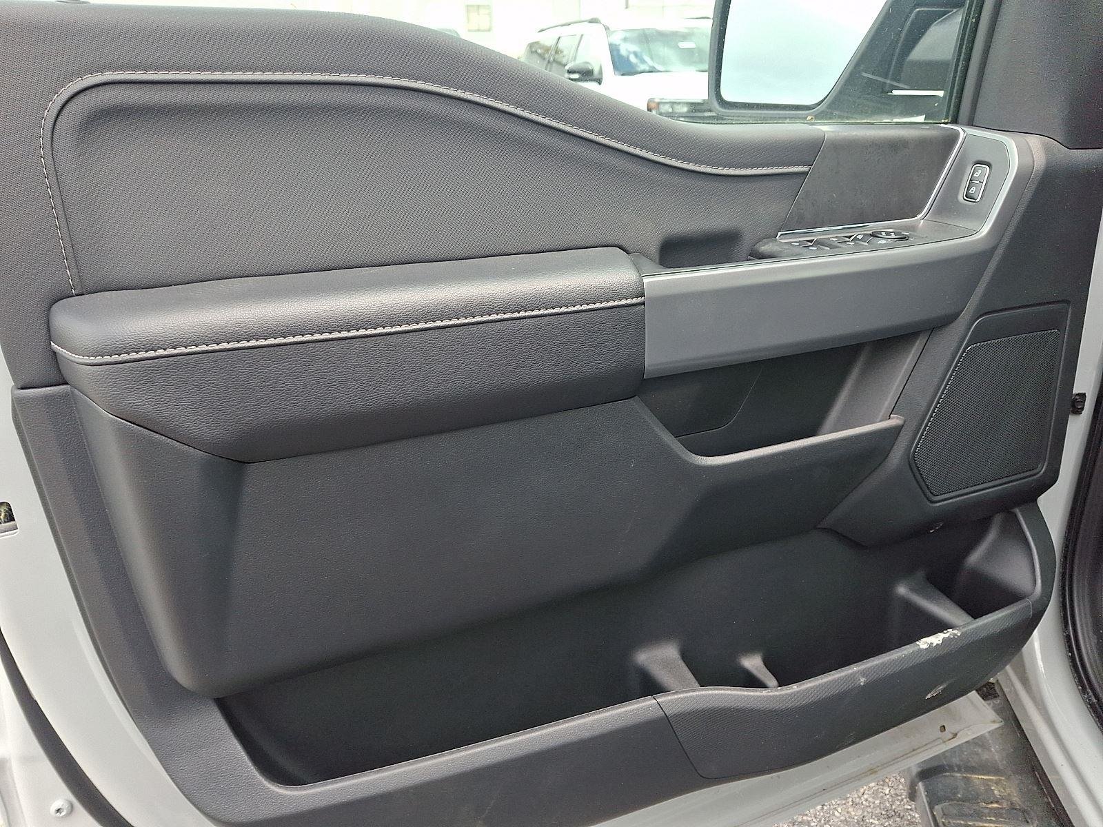 New 2026 Avalanche Ford XLT image 9