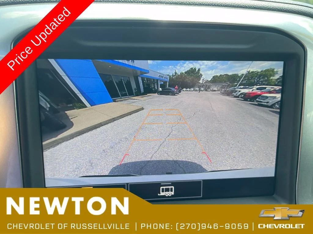 Used 2021 SUMMIT WHITE Chevrolet RST image 11