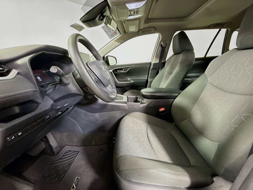 Used 2023 Midnight Black Metallic Toyota Hybrid XLE image 21