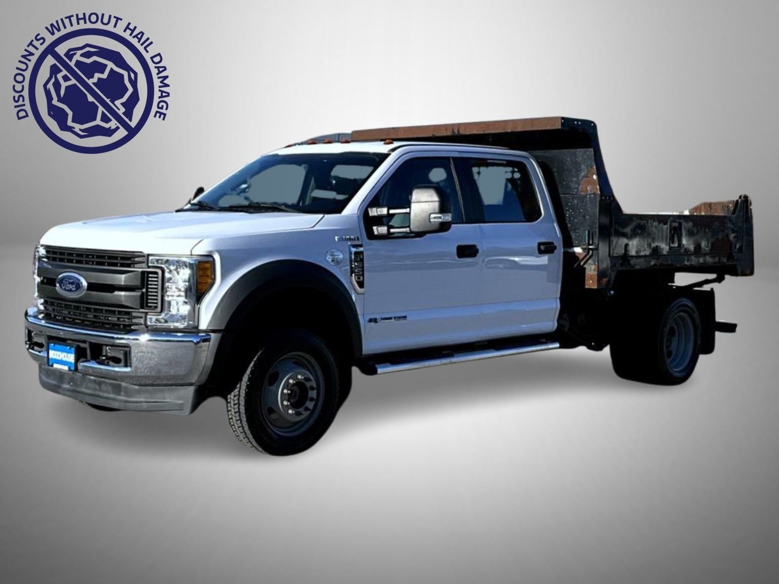 Used 2017 White Ford XL image 1