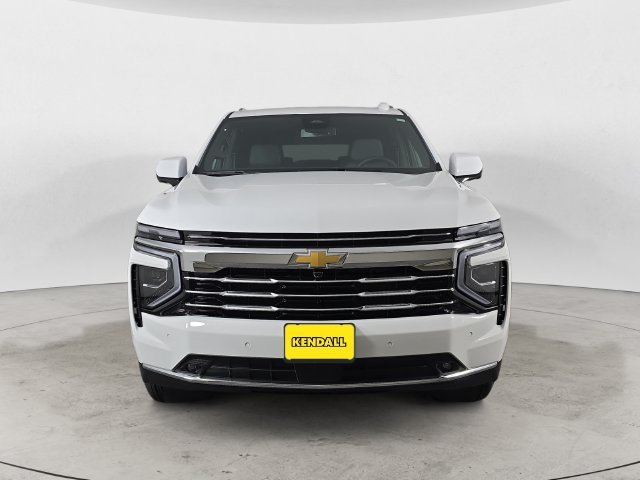 Used 2026 Summit White Chevrolet LT image 2