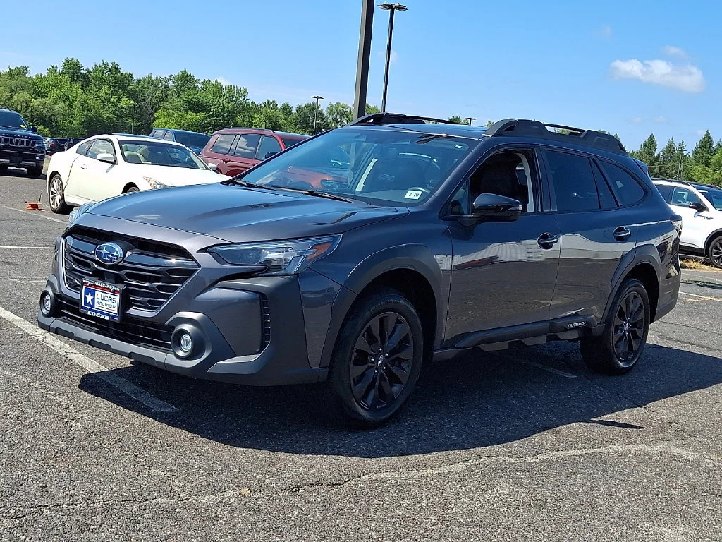 Used 2023  Subaru Onyx Edition XT image 6