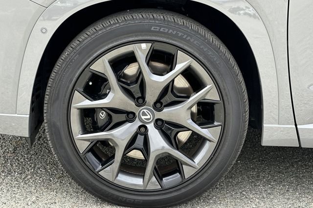 Used 2026  Lexus 500h F SPORT Performance Luxury image 35