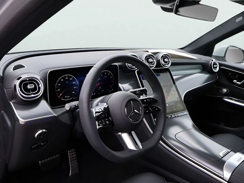 New 2026 MANUFAKTUR Alpine Grey Mercedes-Benz GLC 300 image 17