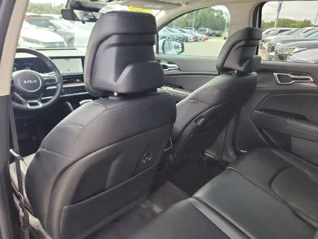 Certified Used 2025 White Kia EX image 13