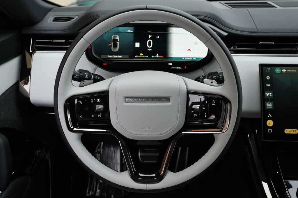 New 2027 Giola Green Land Rover Dynamic SE image 16