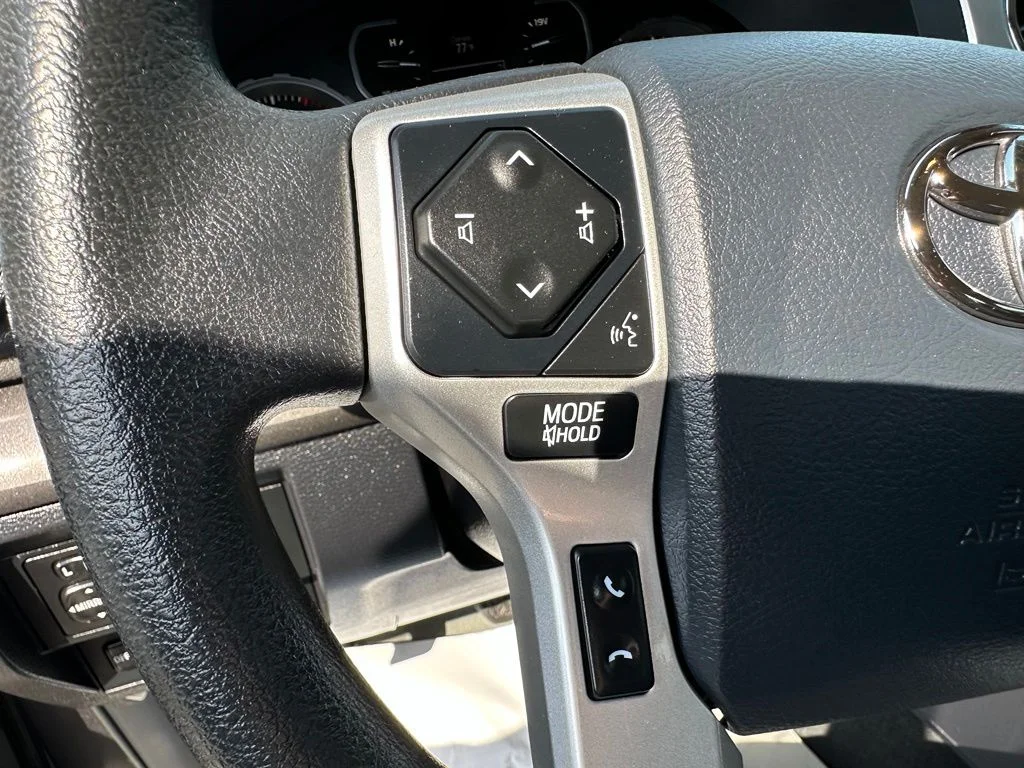 Used 2020 Gray Toyota SR5 image 16