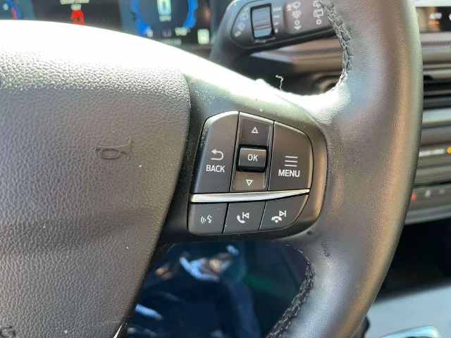 Used 2025 Gray Ford Outer Banks image 32