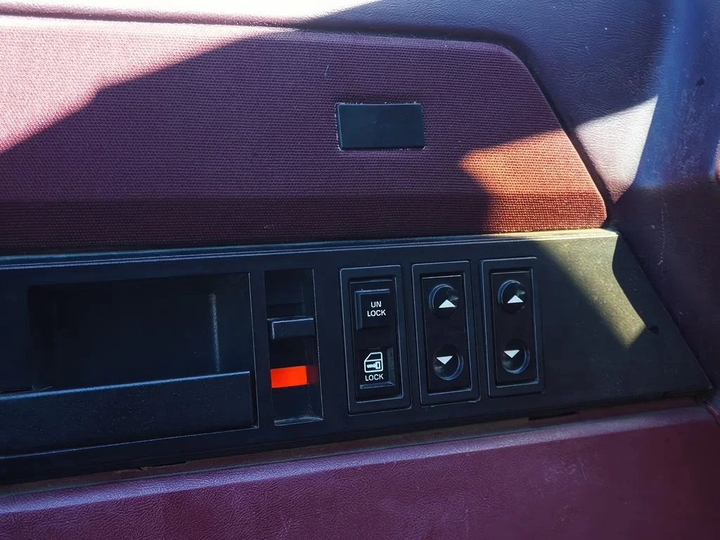 Used 1989 Red Chevrolet  image 24