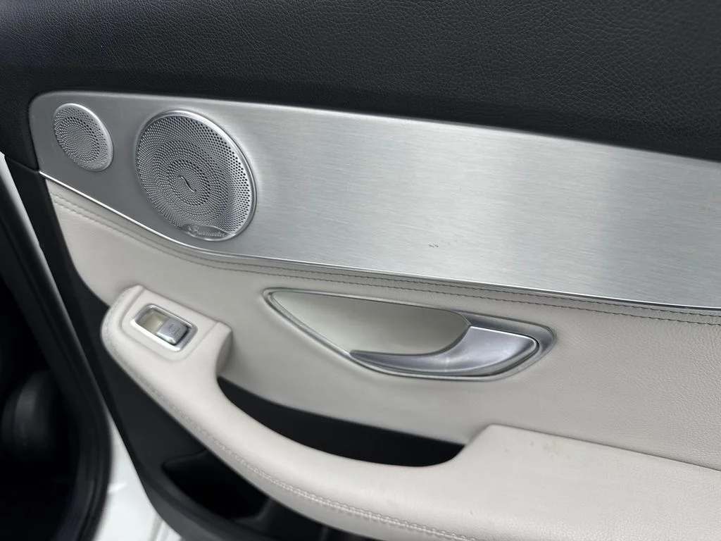 Used 2016  Mercedes-Benz C 300 image 42