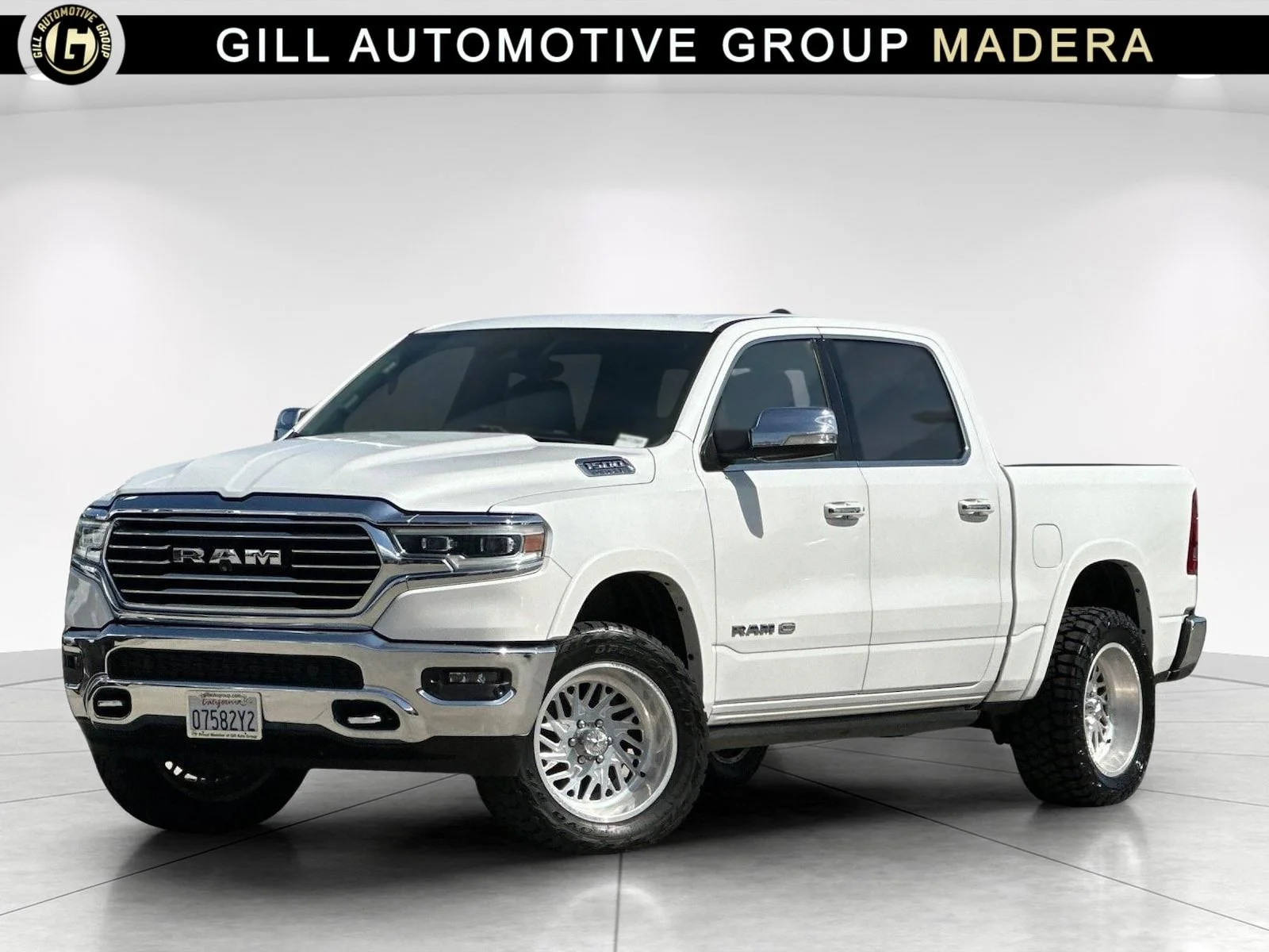 2019 RAM 1500 Longhorn 4x4 Crew Cab 5'7's photo