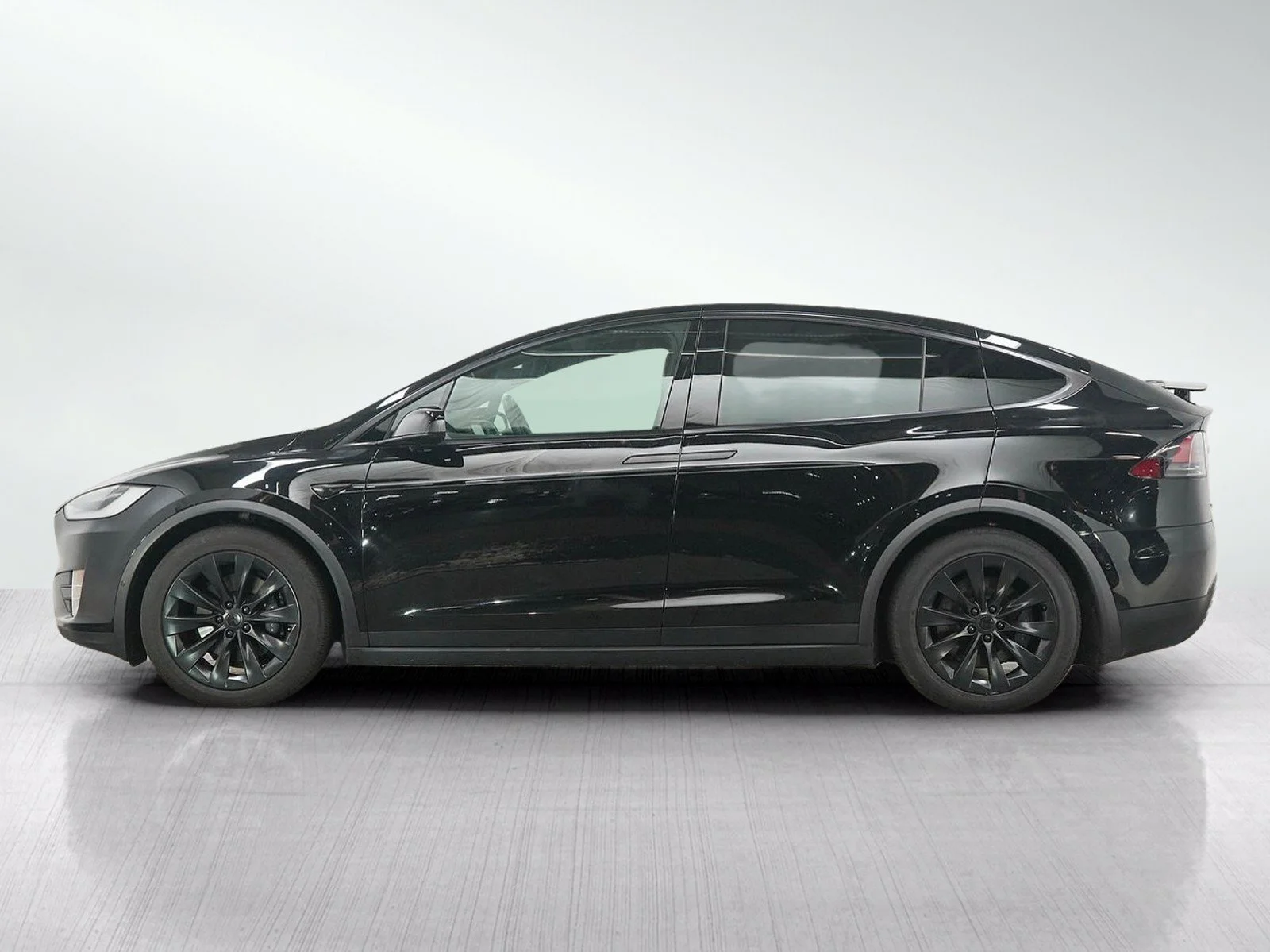 Used 2017 Tesla Model X 90D with VIN 5YJXCAE27HF050106 for sale in Wayzata, Minnesota