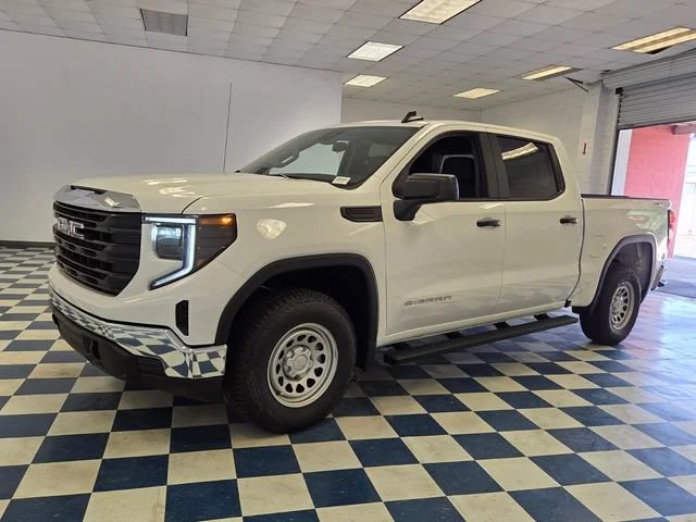 New 2026 Summit White GMC Pro image 3