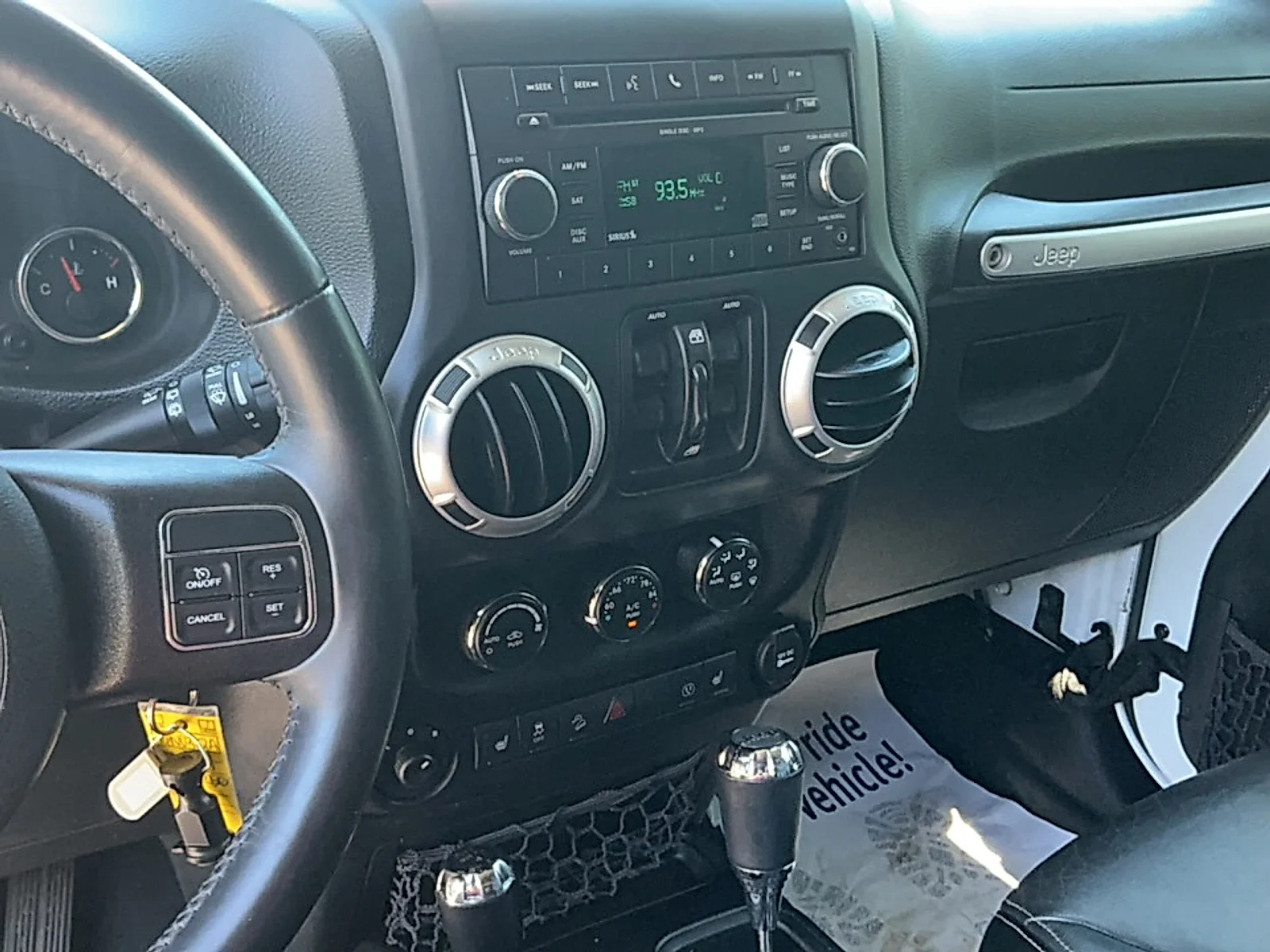 Used 2016 Bright White Clearcoat Jeep Sahara image 9