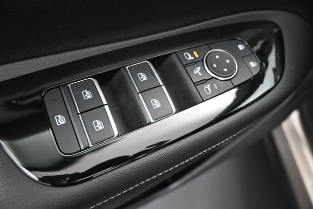 Used 2025 Gold Nissan Platinum image 13