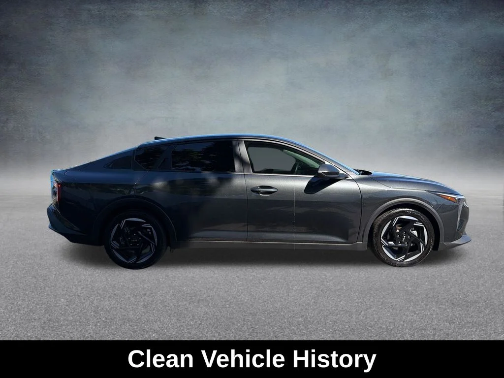 Used 2025 Interstellar Gray Kia EX image 7