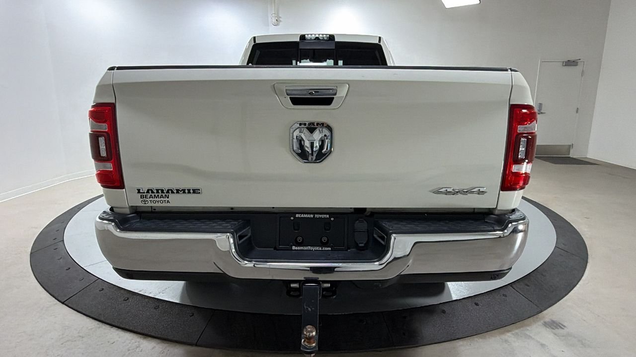 Used 2021 White Ram Laramie image 4