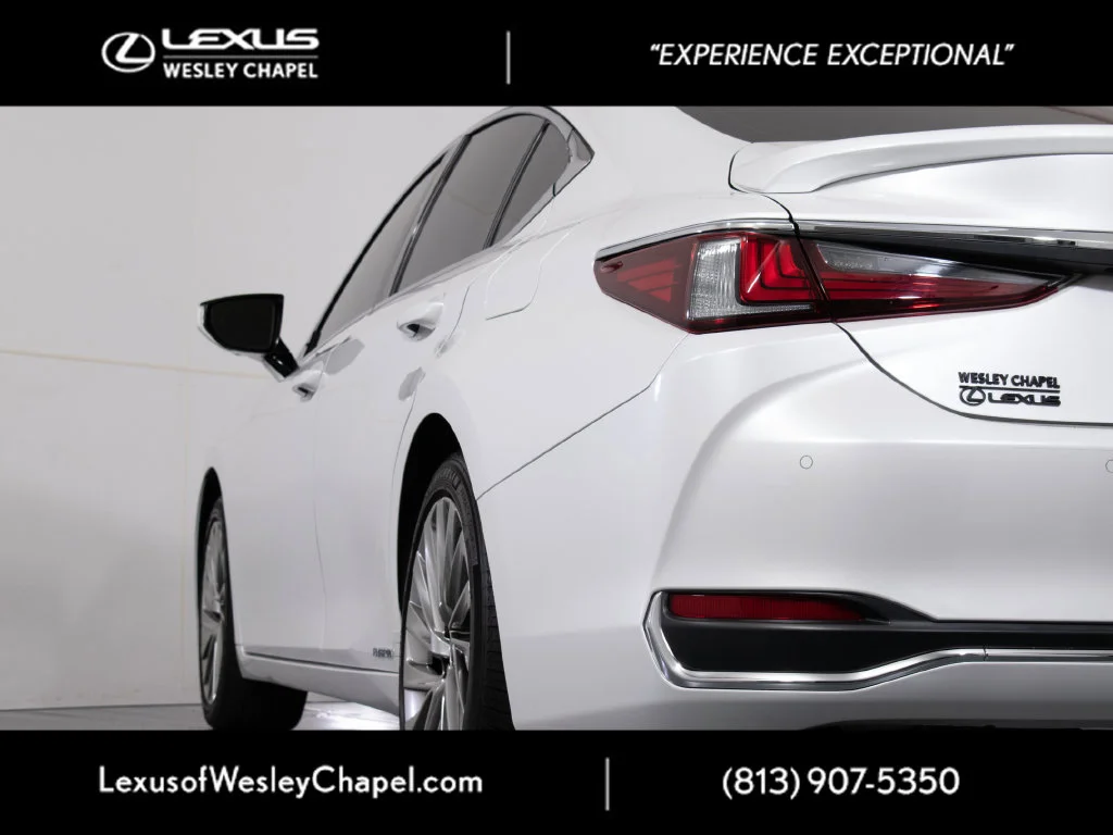 Used 2022 White Lexus 300h Ultra Luxury image 6