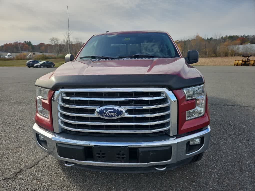 Used 2015 Ruby Red Metallic Tinted Clearcoat Ford XLT image 2