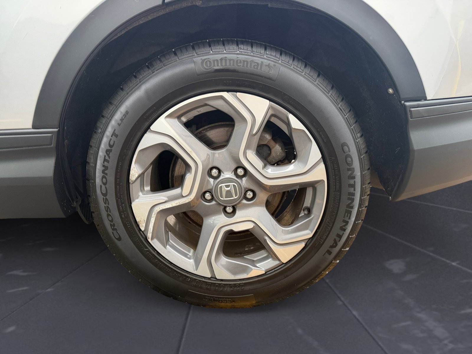 Used 2017 Silver Honda EX image 47