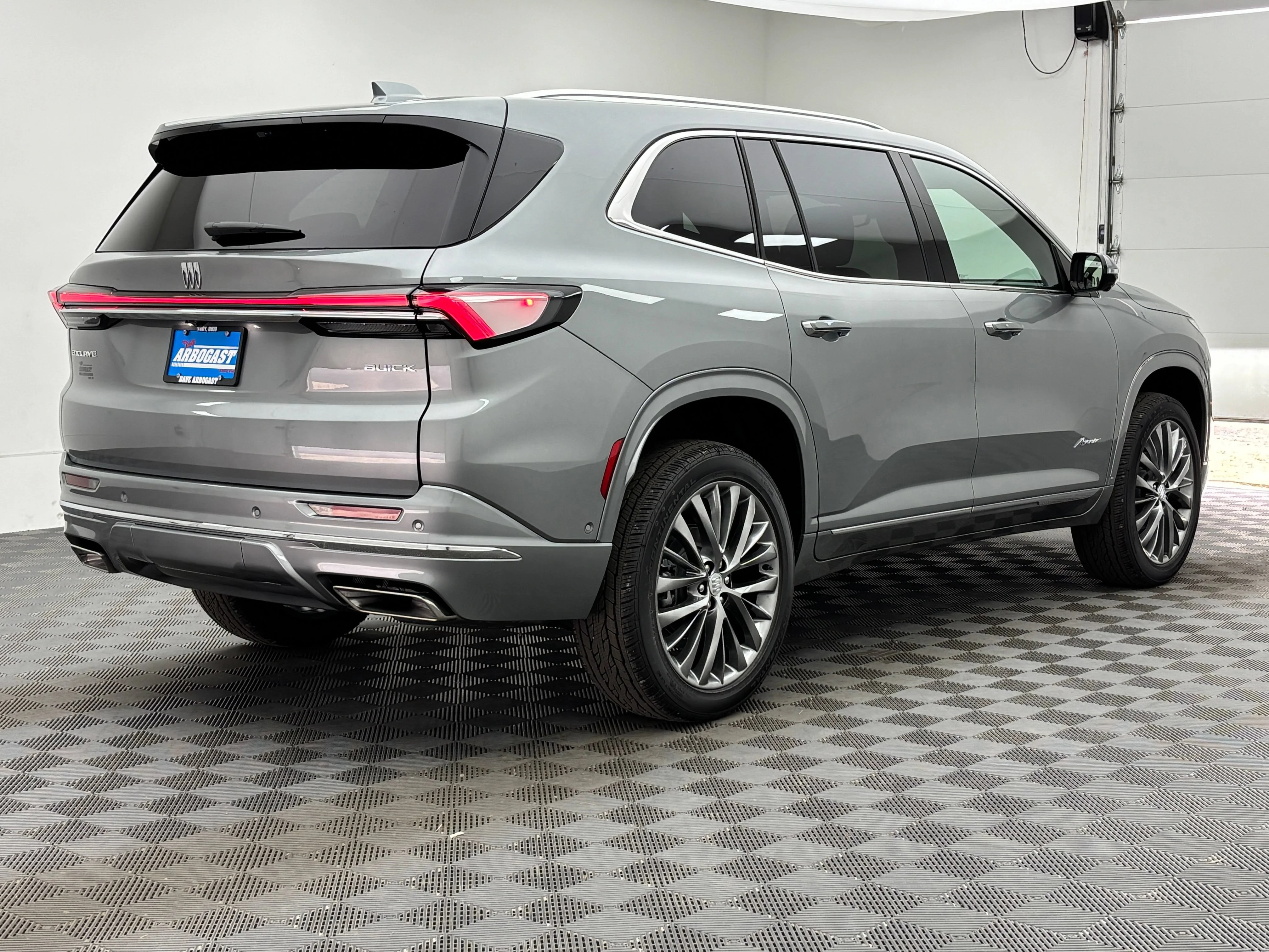 2026 Buick Enclave Avenir - Photo 11