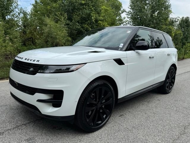 New 2026 Fuji White Land Rover SE image 1