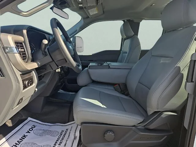 New 2026 Oxford White Ford F-350® XL image 39