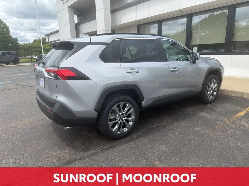 Certified Used 2022 Silver Toyota XLE Premium image 8