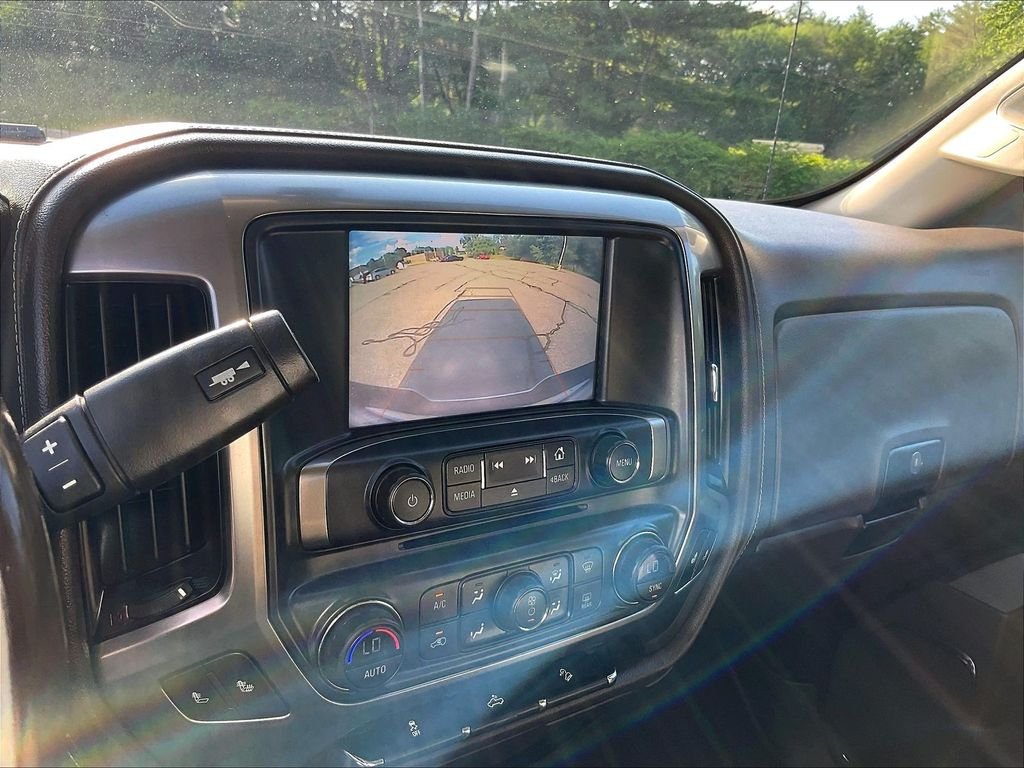 Used 2018 White Chevrolet LTZ image 19