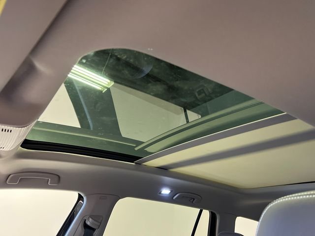 New 2026 Black Volkswagen SEL image 21