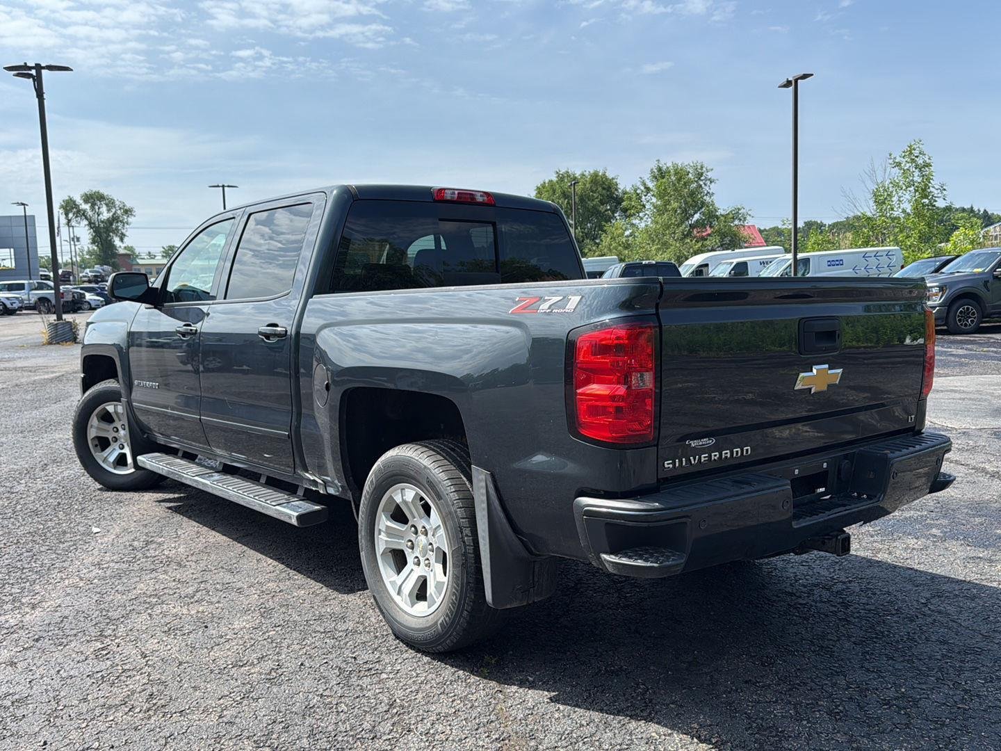 Used 2018 Graphite Metallic Chevrolet LT image 3
