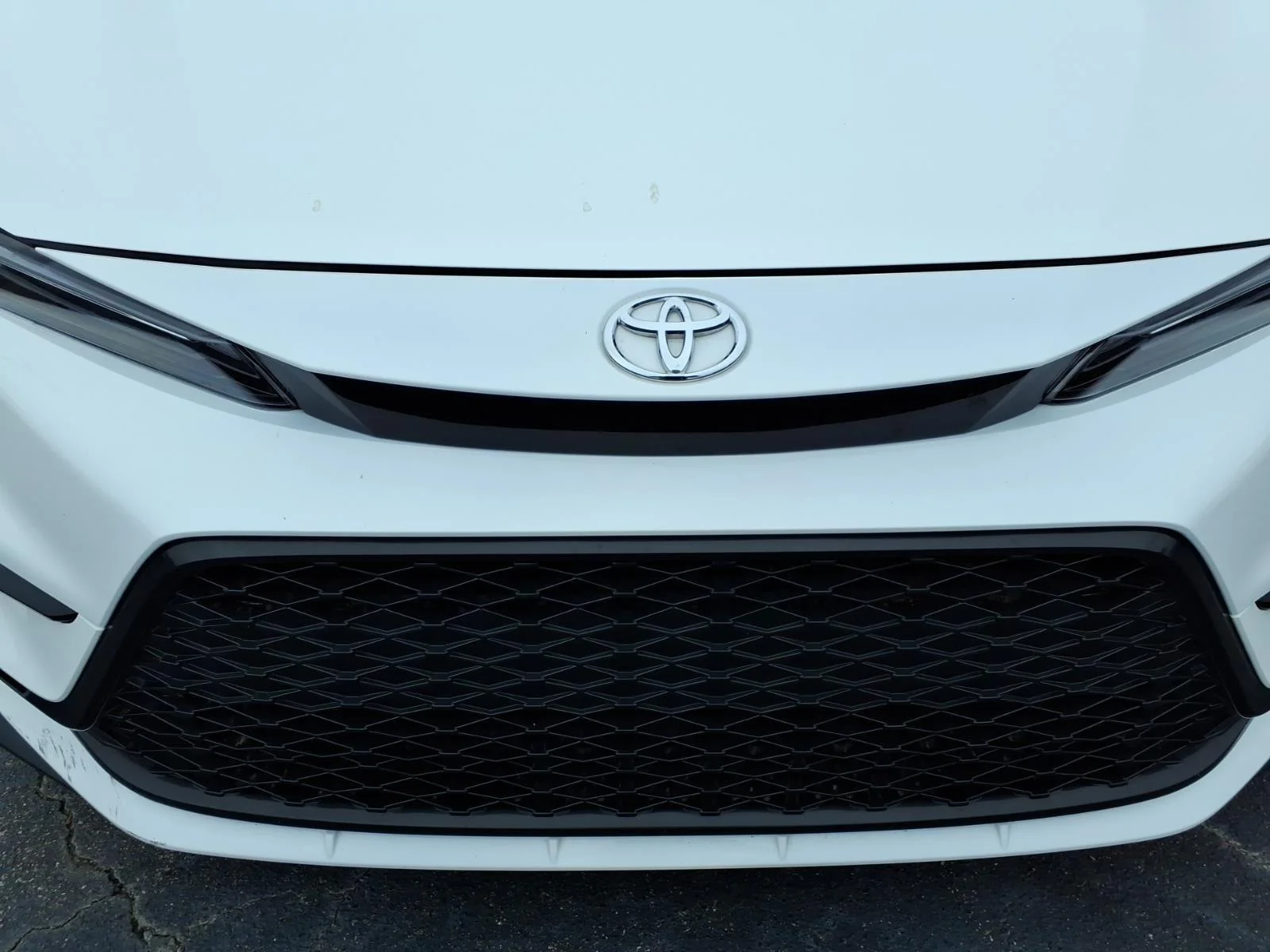 Used 2025 Ice Cap/Midnight Black Metallic Toyota FX image 12