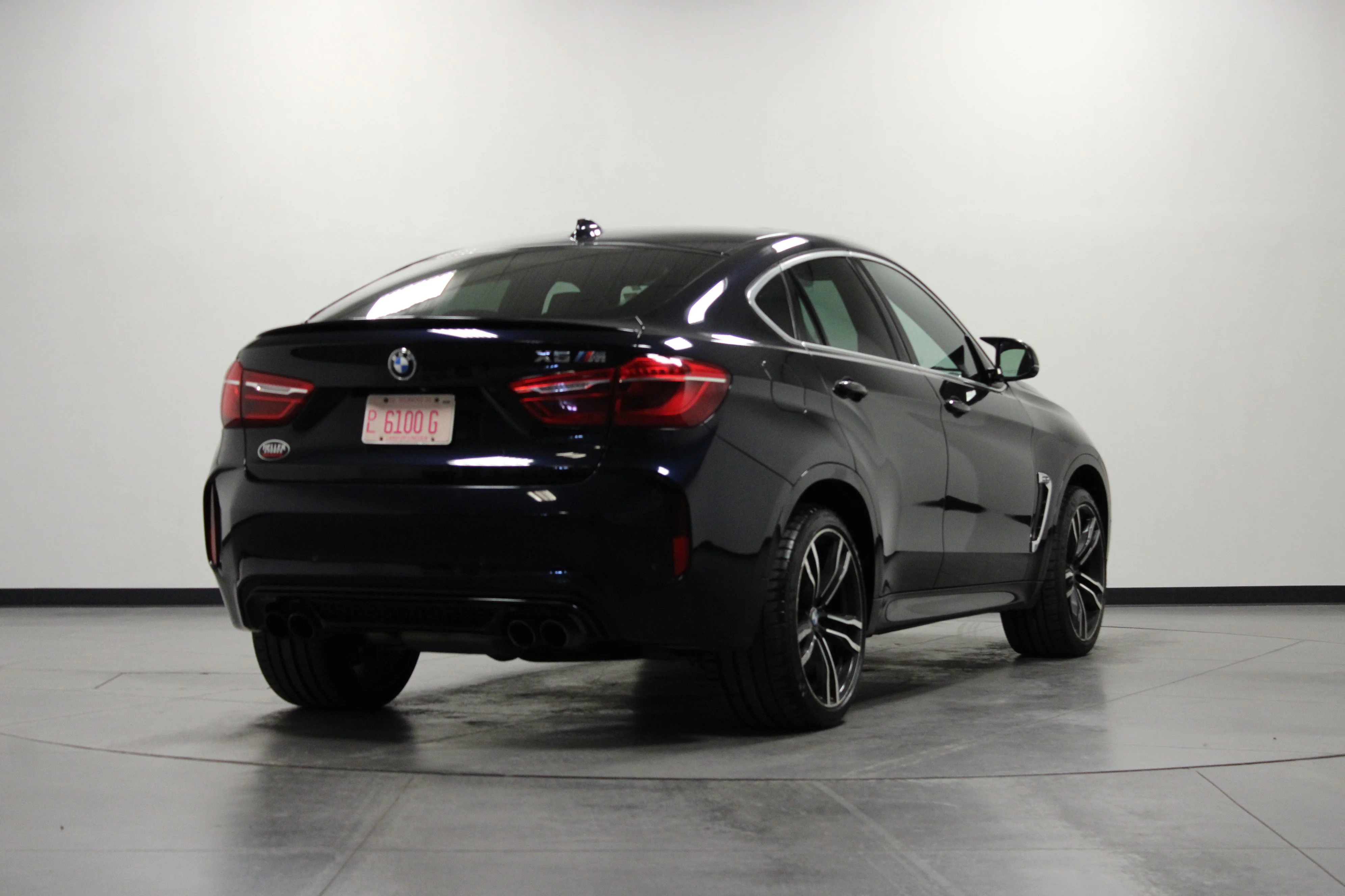 Used 2015 Carbon Black Metallic BMW Base image 4