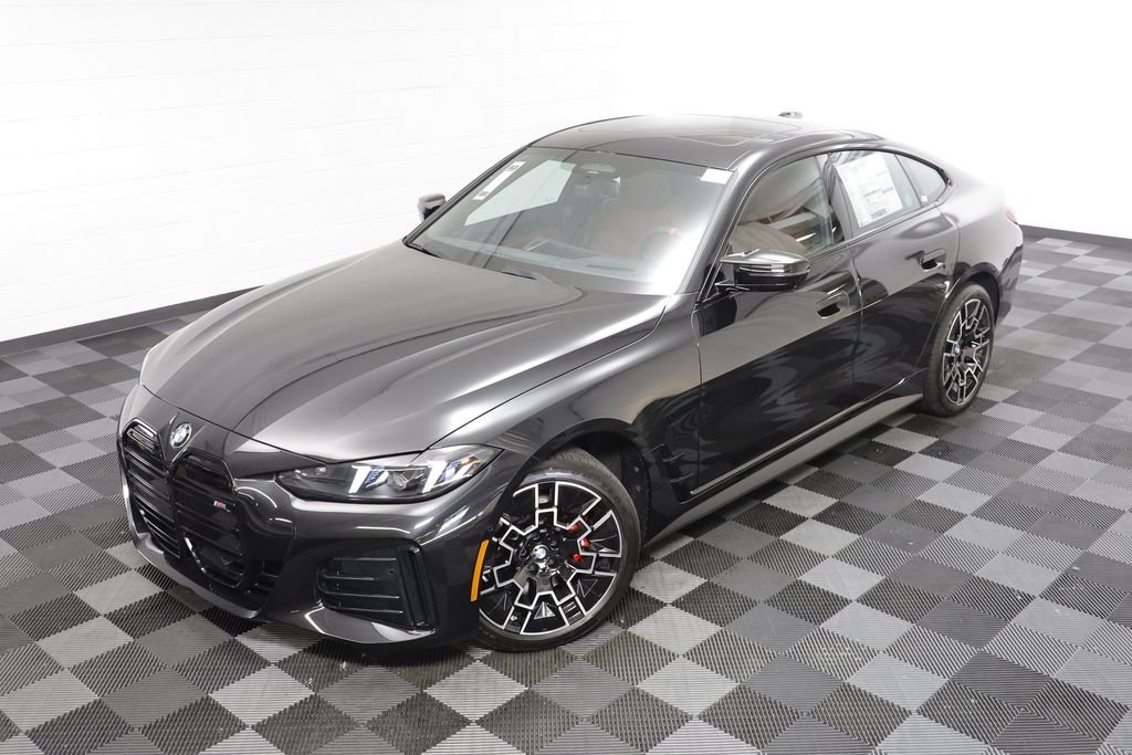 New 2026 Black Sapphire Metallic BMW M60 image 2