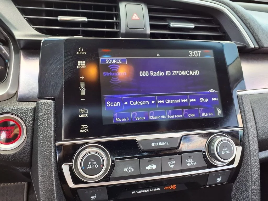 Used 2017  Honda EX-L image 5