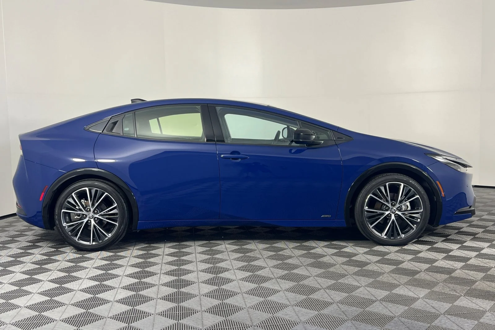 Certified Used 2024 Reservoir Blue Toyota Limited image 2