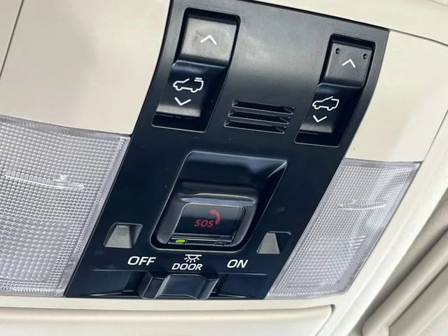 Certified Used 2023 CAVIAR Lexus 460 image 46