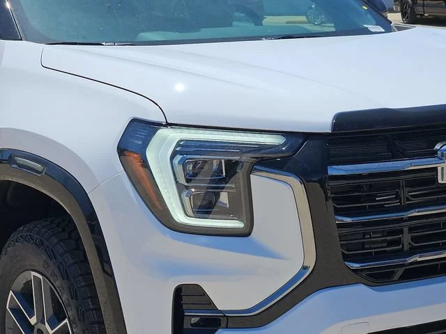 2026 GMC Terrain AT4 - Photo 8