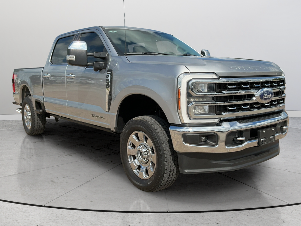 Used 2024 Silver Ford Lariat image 1