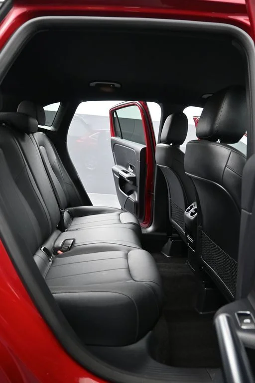 Used 2022  Mercedes-Benz GLA 250 image 11