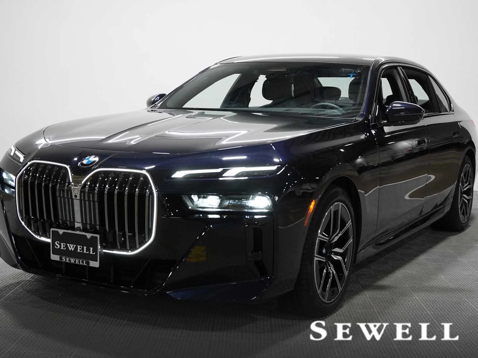 2026 BMW 7 Series 740i