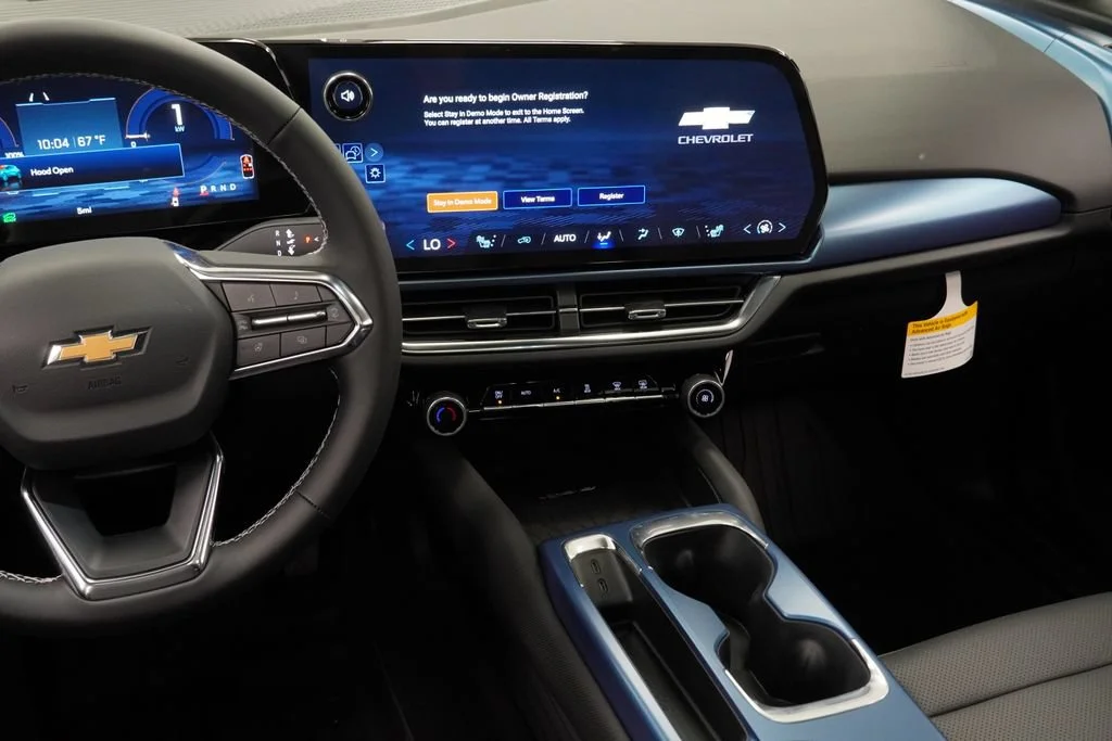 New 2026 Summit White Chevrolet LT image 14
