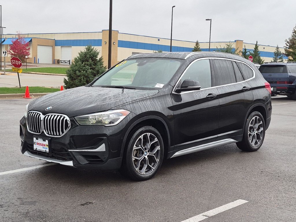 Used 2022 Black BMW xDrive28i image 3