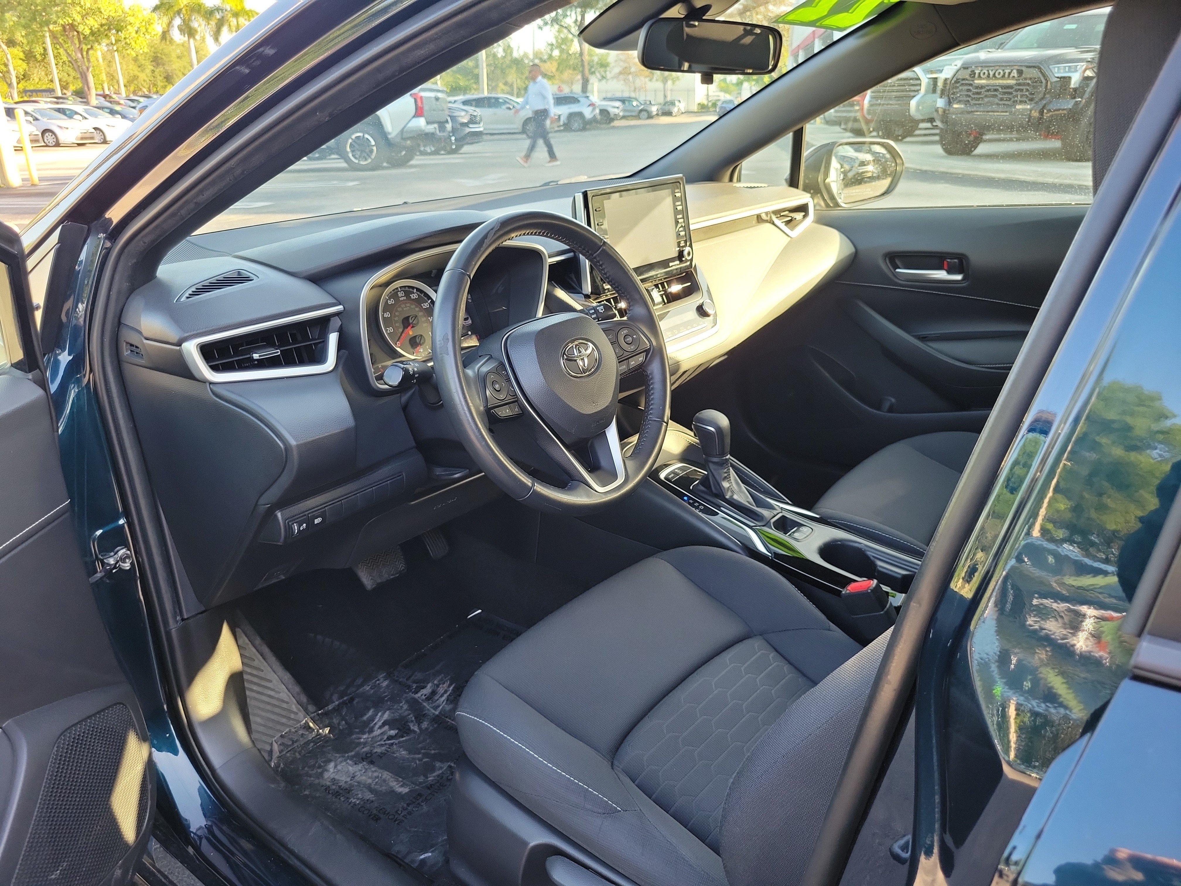 Used 2022 Aqua Toyota SE image 11